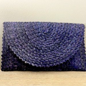 Blue clutch
